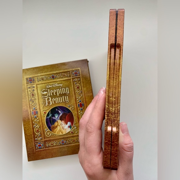 Sleeping Beauty Steelbook Limited Edition EUC - Picture 6 of 9